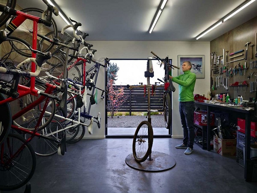 Bike shop on the ground floor of the Cycle House