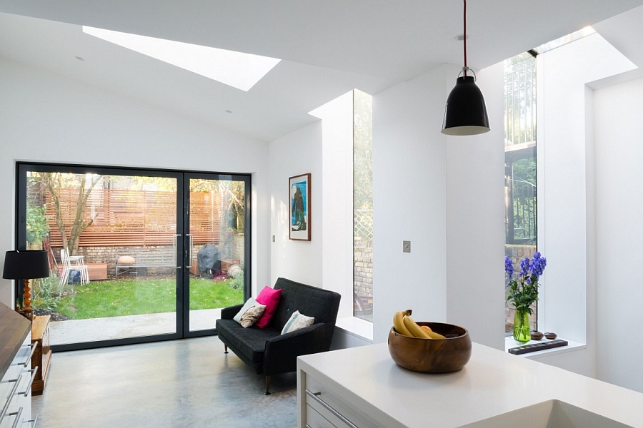 Contemporary extension brings in ample natural light