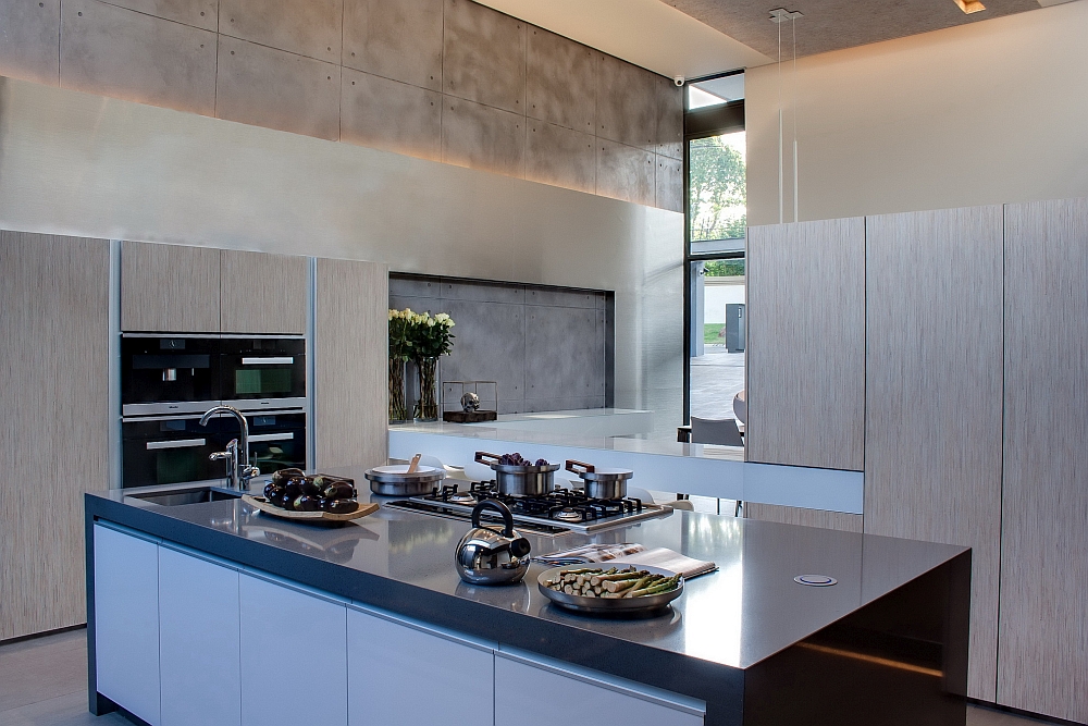 Fabulous contemporary kitchen in varying shades of gray