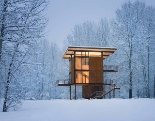 Delta Shelter: Adaptable Prefab Cabin Retreat with Cool Operable Windows