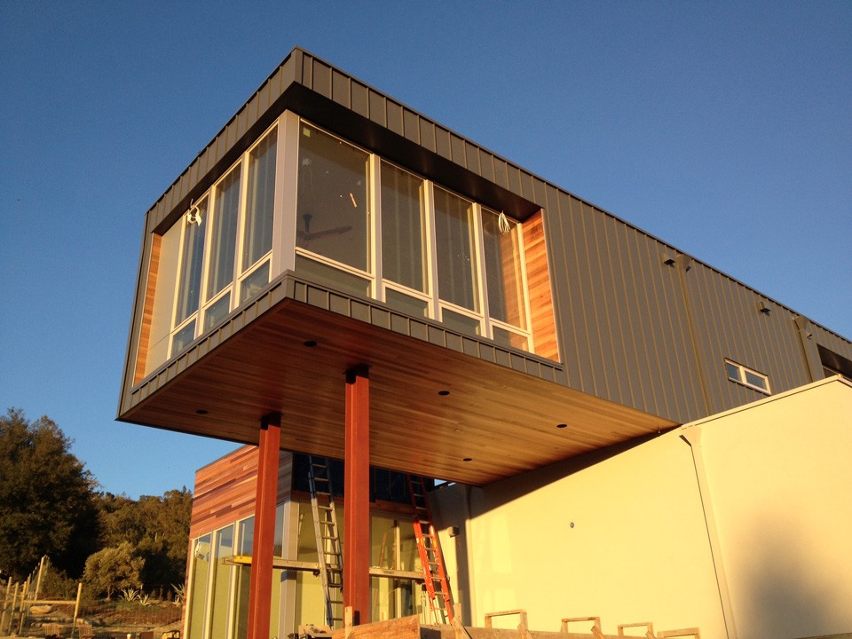 Method Homes Sonoma County Home Cantilevered Module