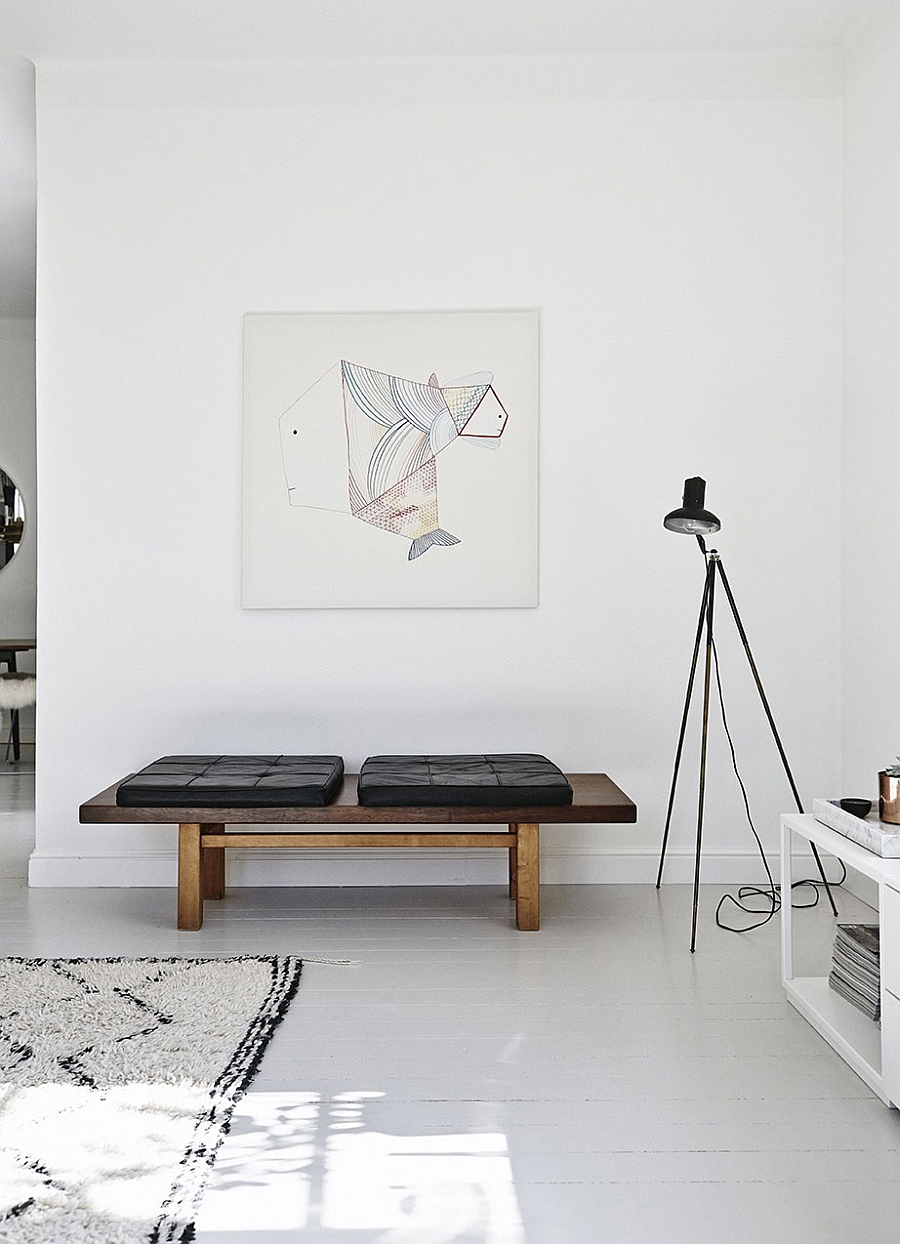 Modern art combined with Midcentury flair inside the Helsinki apartment