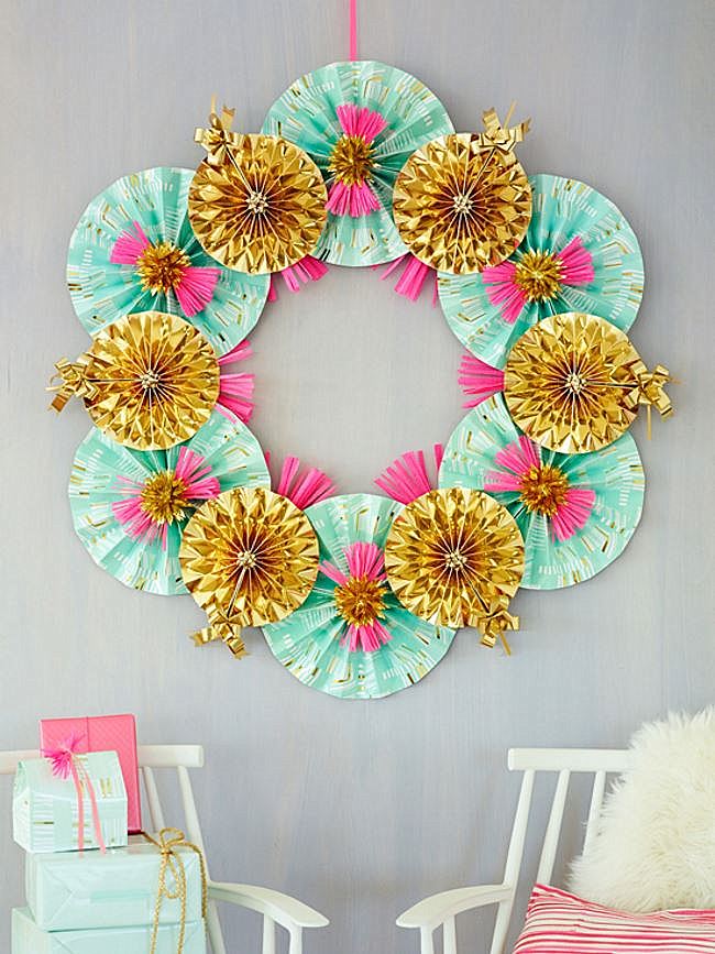 Paper fan wreath