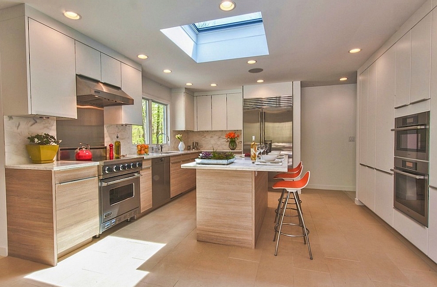 Simple and stylish way to add the skylight to the kitchen