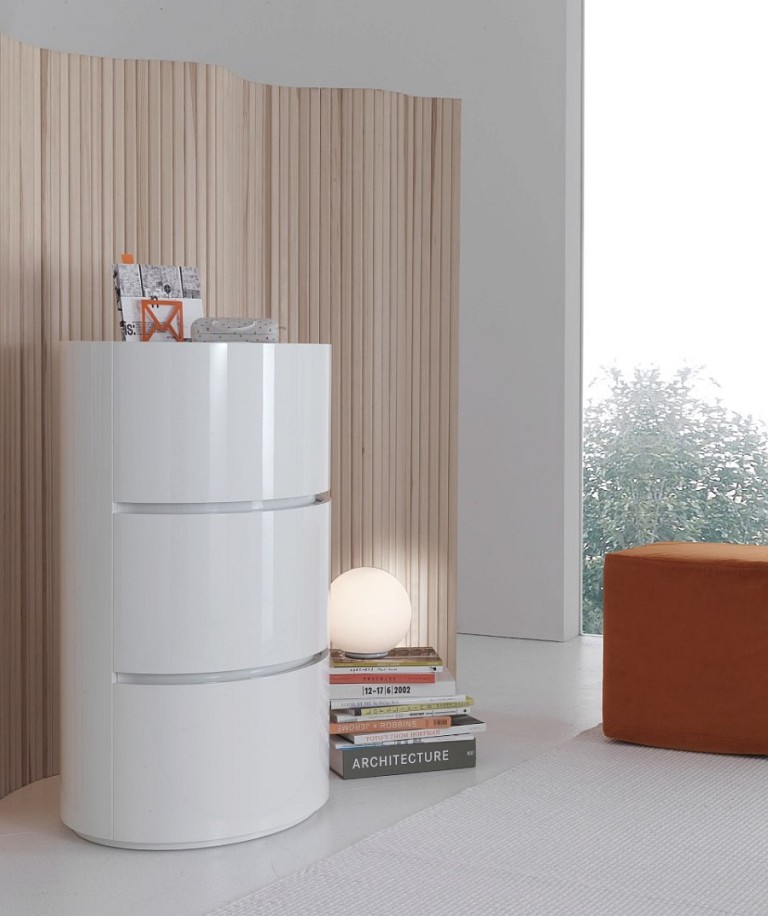 Trendy Storage Units Bring Chic Adaptability to the Modern Bedroom