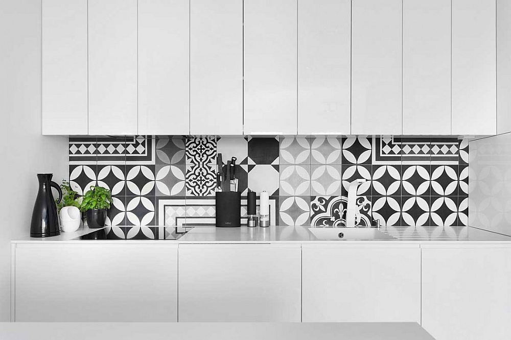 Unique backsplash adds geometric pattern to the kitchen