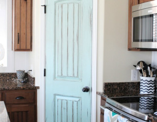 8 Pretty Pantry Door Ideas That Showcase Your Storeroom as a Star