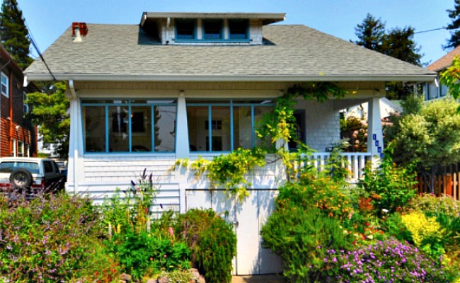 Blue and White Berkeley Cottage