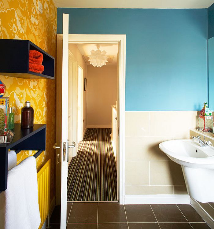 Colorful, small bathroom idea