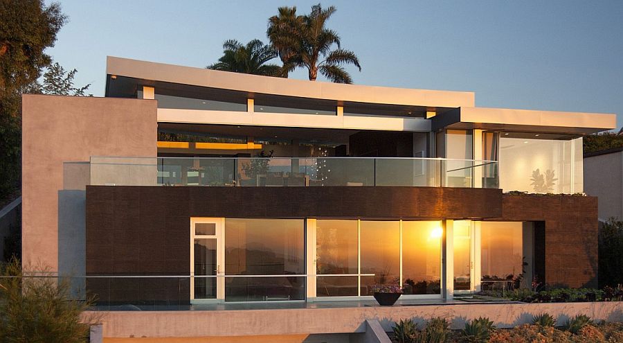 Contemporary Ellis Residence in Laguna Beach, California