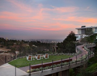 Lavish Beverly Hills House Offers a Spectacular Aerial Walkway!