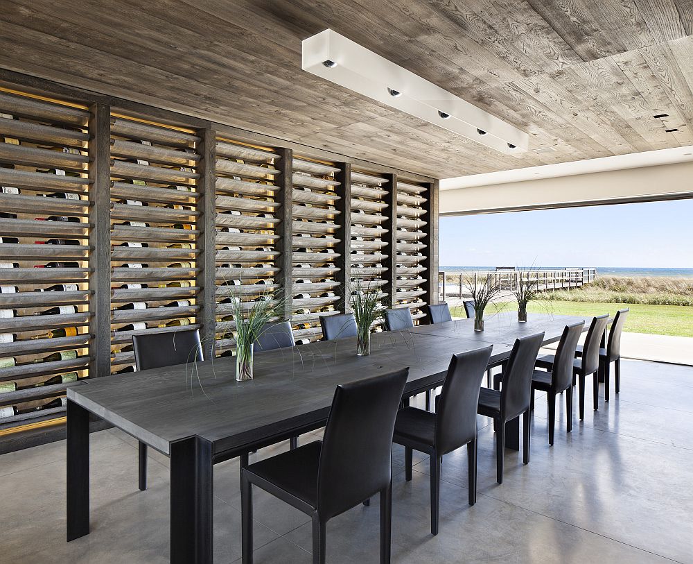 Gorgeous dining room with unabated ocean views