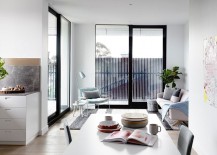 Gorgeous-living-space-of-the-lovely-Crisp-Street-Apartment-in-Melbourne-217x155