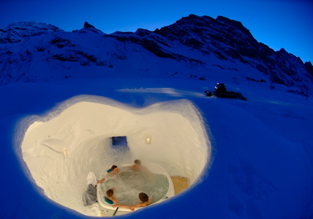 Igloo Village Hot Tub