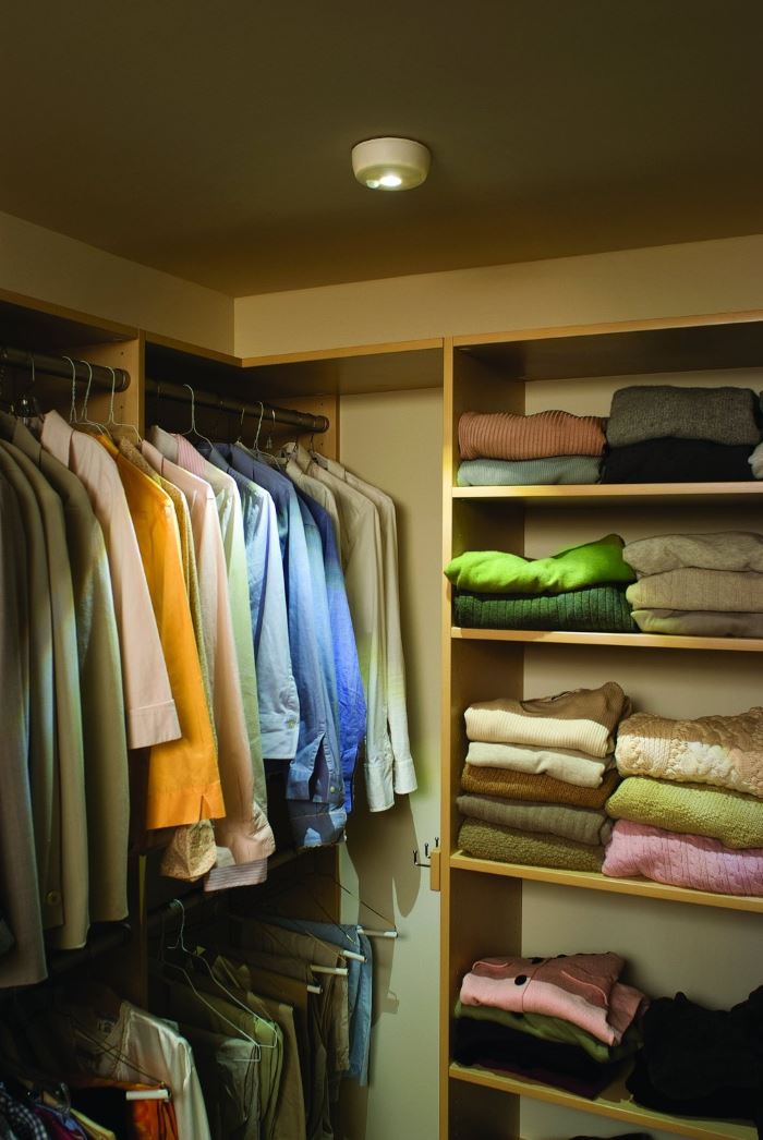 touch lights for closets