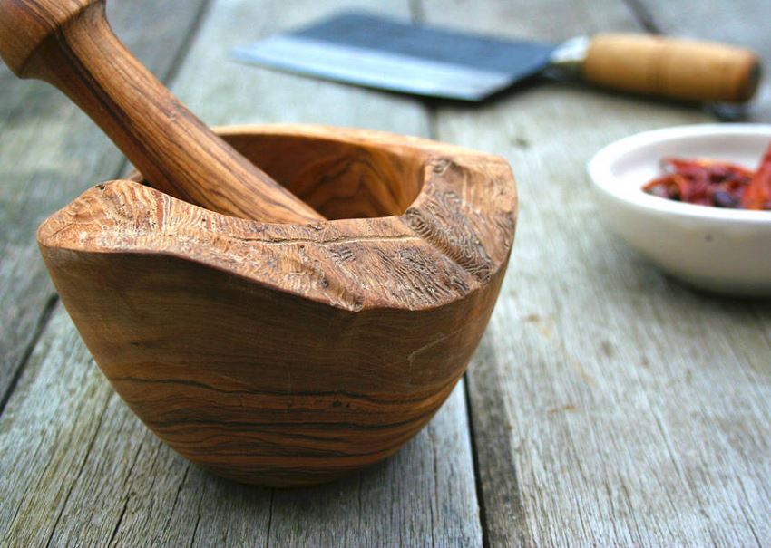 Olive wood mortar and pestle