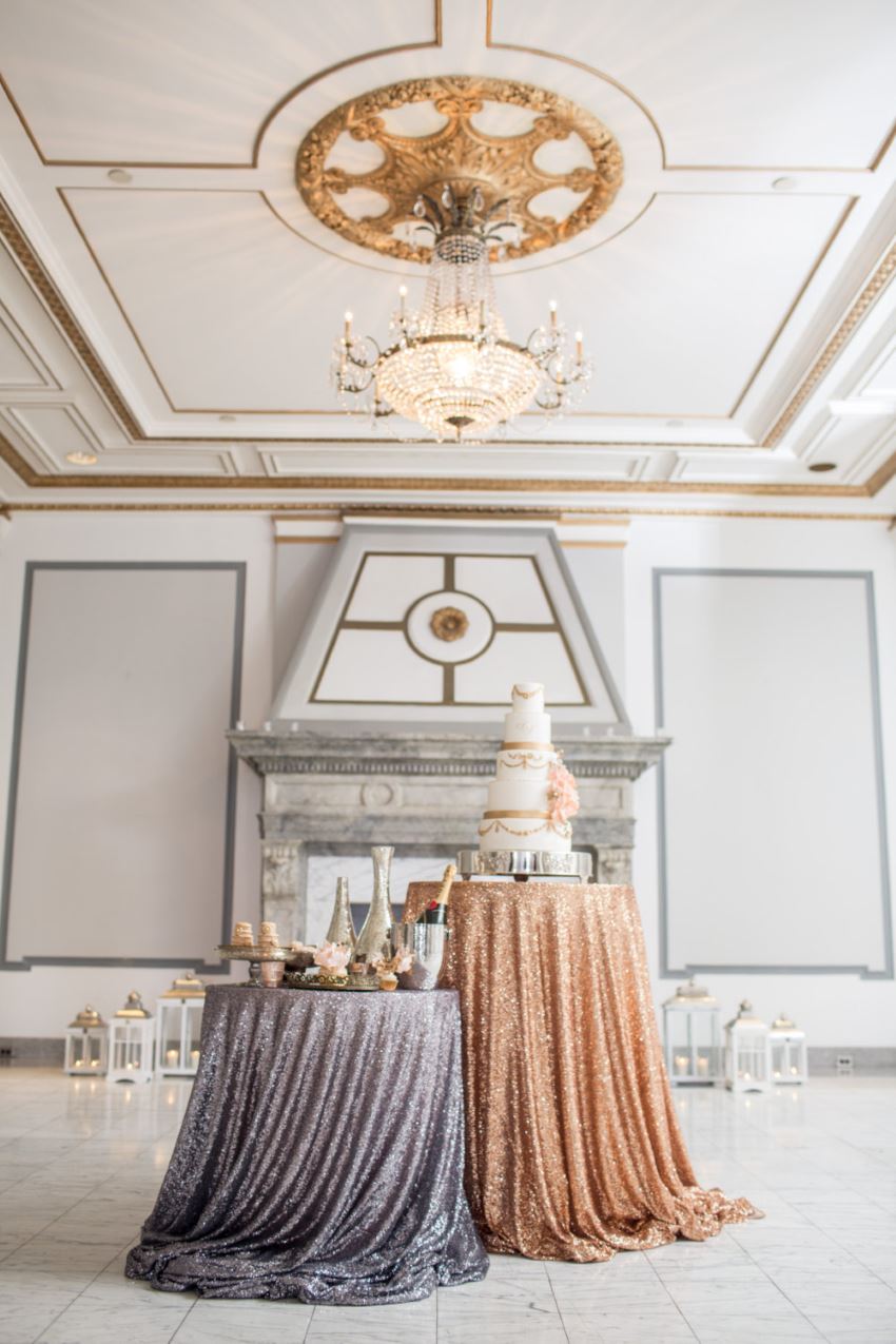 Round sequined tablecloths from Candy Crush Events