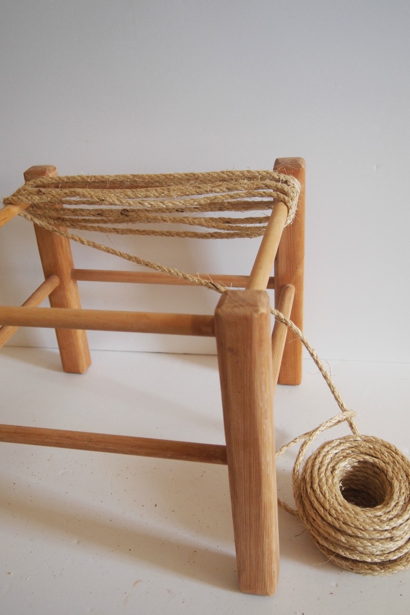 DIY Woven Footstool - wrap rope