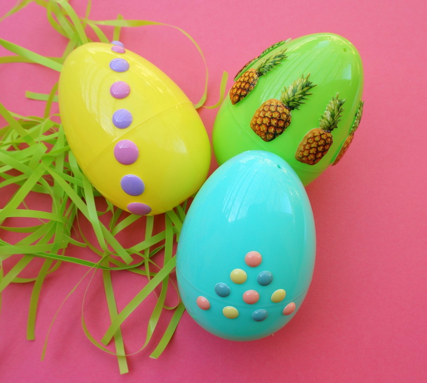 Colorful Easter egg sticker project