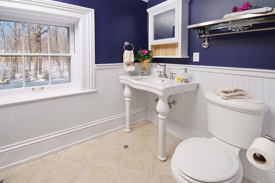 Elegant bathroom combines the classic with the modern