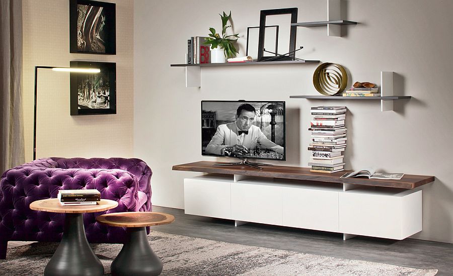 Fabulous TV unit in solid wood with cabinet space