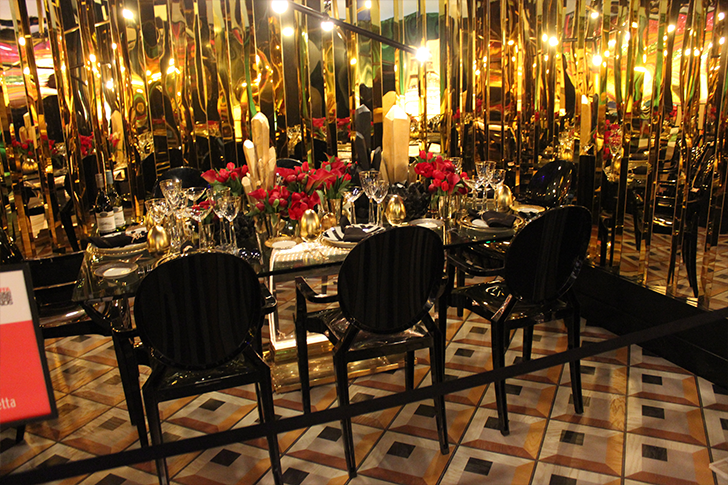 Glamorous Gold Dinner Table