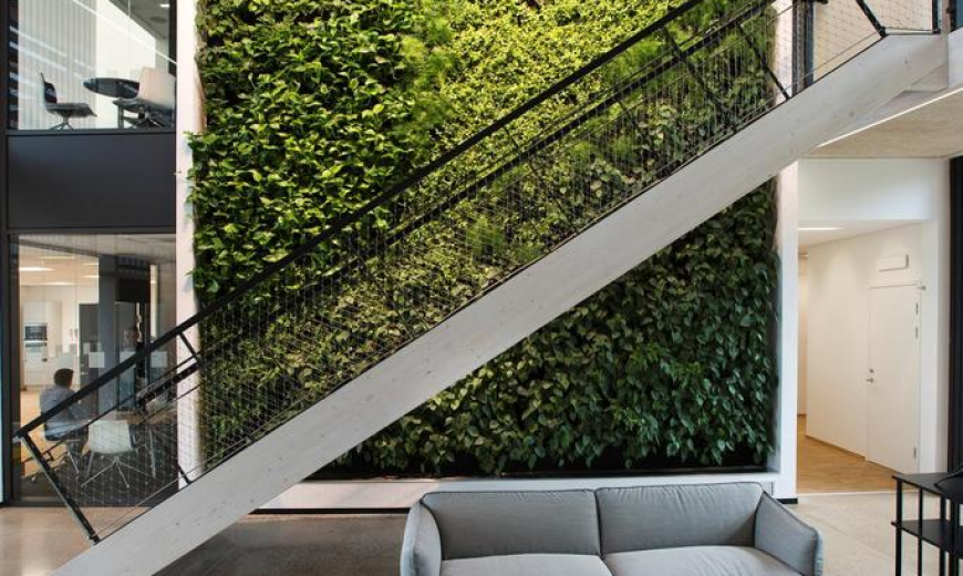 8 Living Walls and Vertical Gardens to Bring a Touch of Spring into Your Home