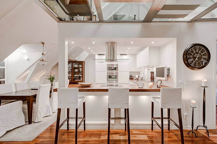 Lovely kitchen nook makes perfect use of the available space