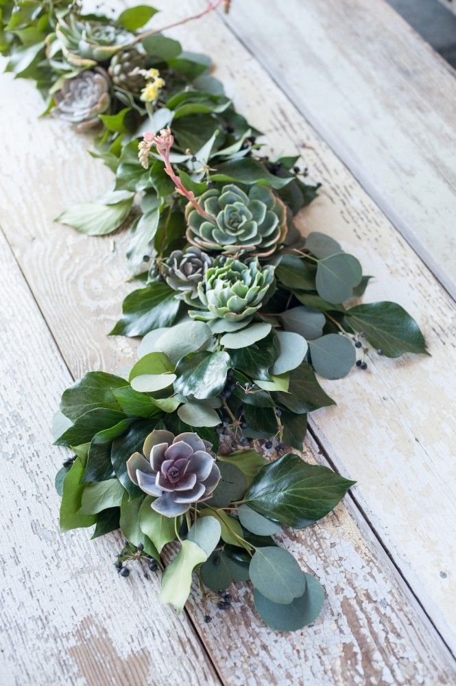 Succulent table runner