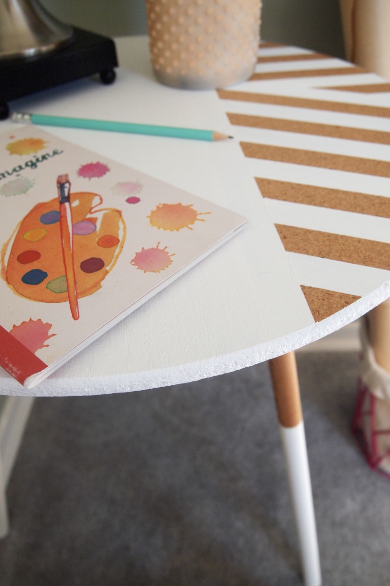 DIY STRIPED GLASS COFFEE TABLE TOP