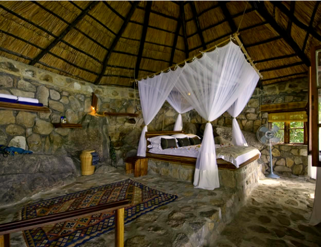 Canopy Bed Interior Cottage