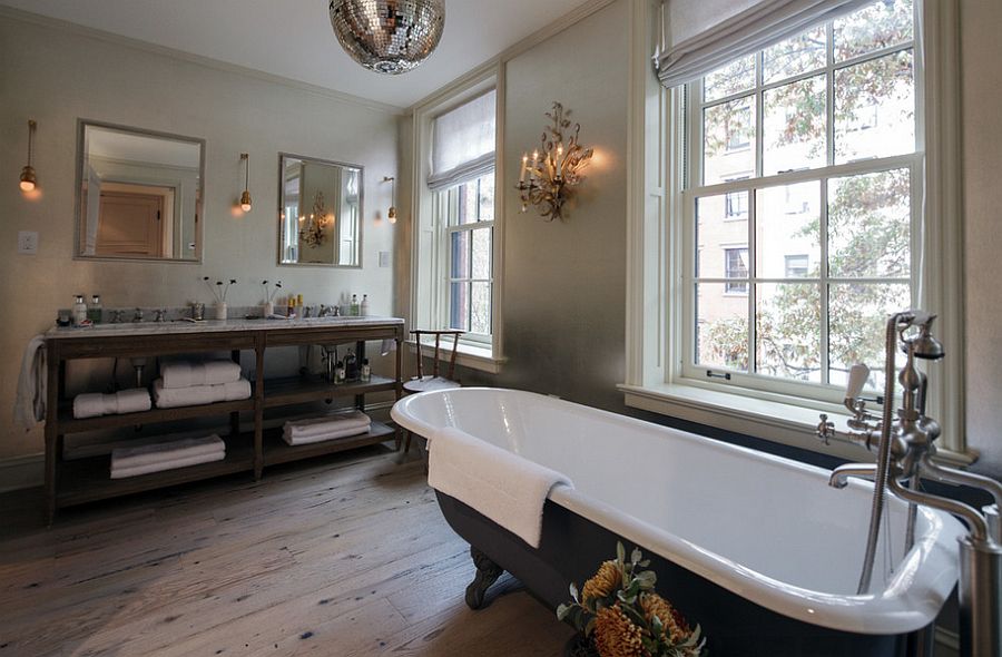 Claw-foot bathtub in gray for the industrial bathroom