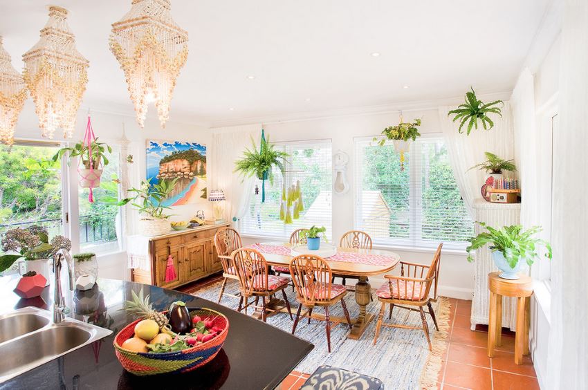 colorful eclectic dining room