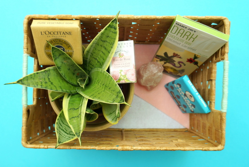 Easy DIY Gift Basket to Make for Mother's Day