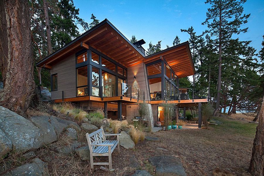 Elevated dsign of the Saturna Island Retreat offers wonderful views