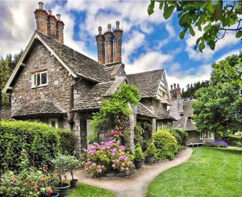 English Stone cottage