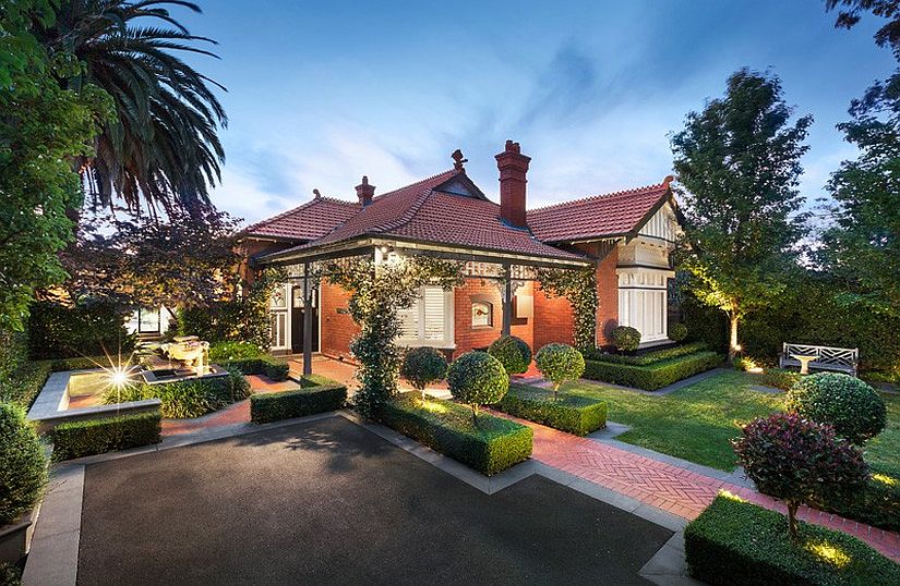 Front facade of the renovated heritage home in Melbourne