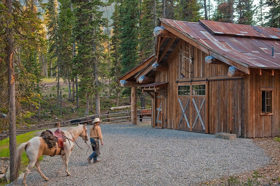 Garage and shed of the private rustic cabin in Big Sky, Montana