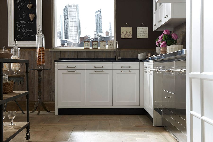 Metallic finish adds a hint of glitter to the lovely kitchen