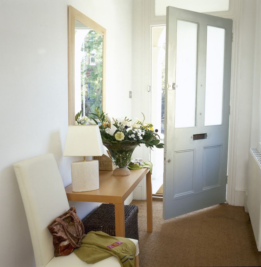 Organized small foyer