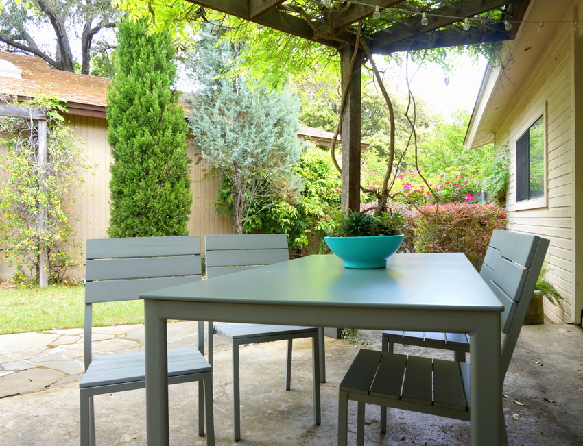 Outdoor dining furniture from IKEA