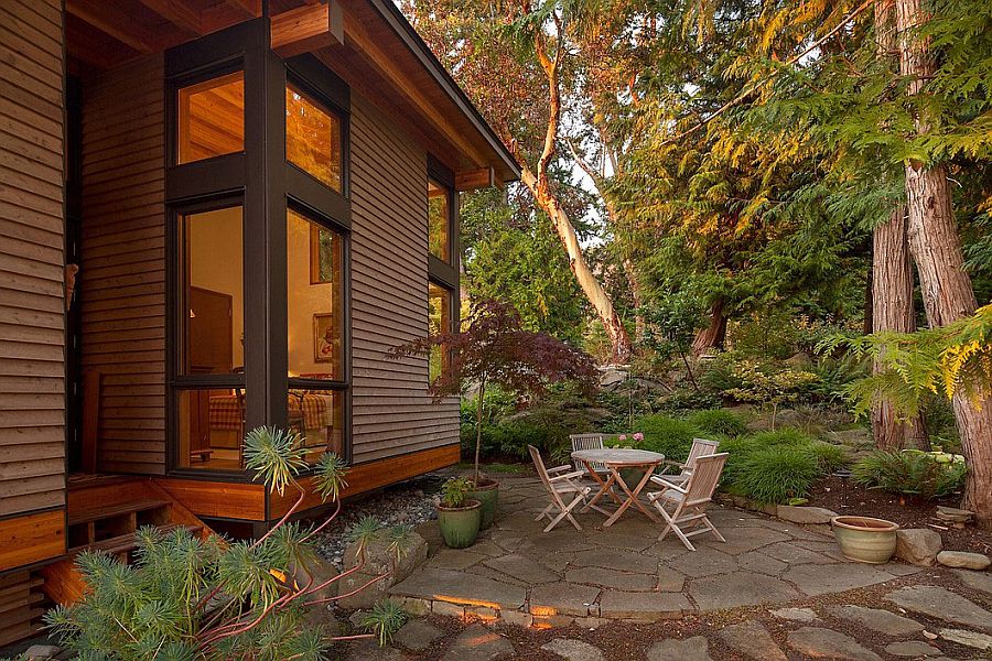 Outdoor sitting zone at the Saturna Island Retreat