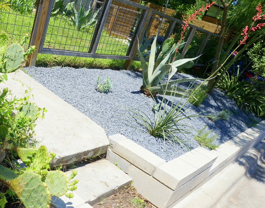 A Diy Cinder Block Retaining Wall Project