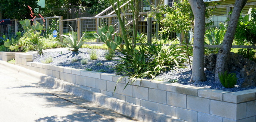 A Diy Cinder Block Retaining Wall Project