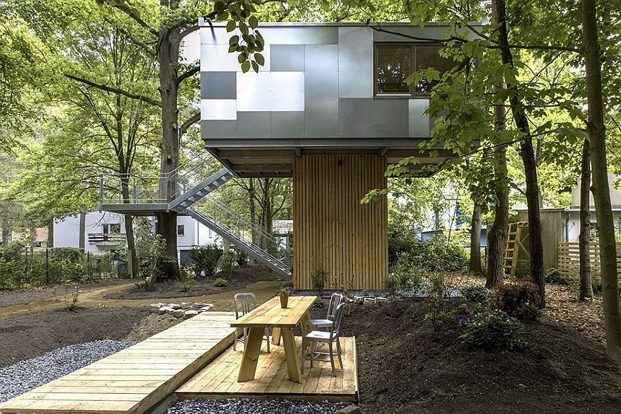 Stylish design of the treehouse combines the natural with the contemporary