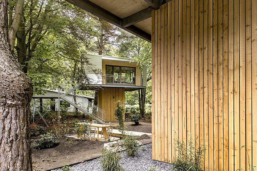 Urban Treehouse nestled in a lush green lot in Berlin