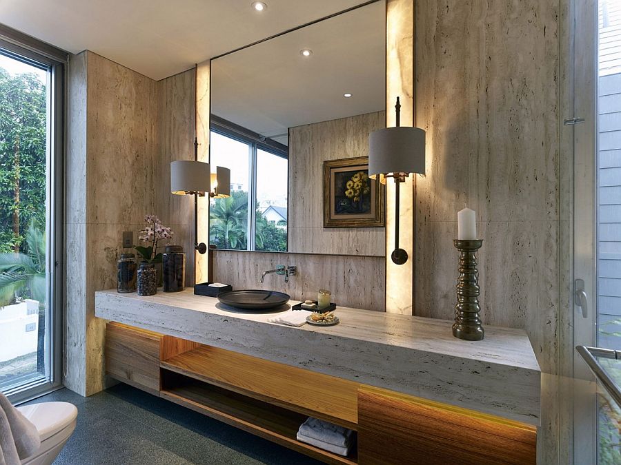 Bathroom with natural textures and a relaxing ambiance