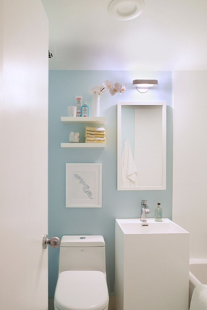 Calming blues work well in the Scandinavian bathroom