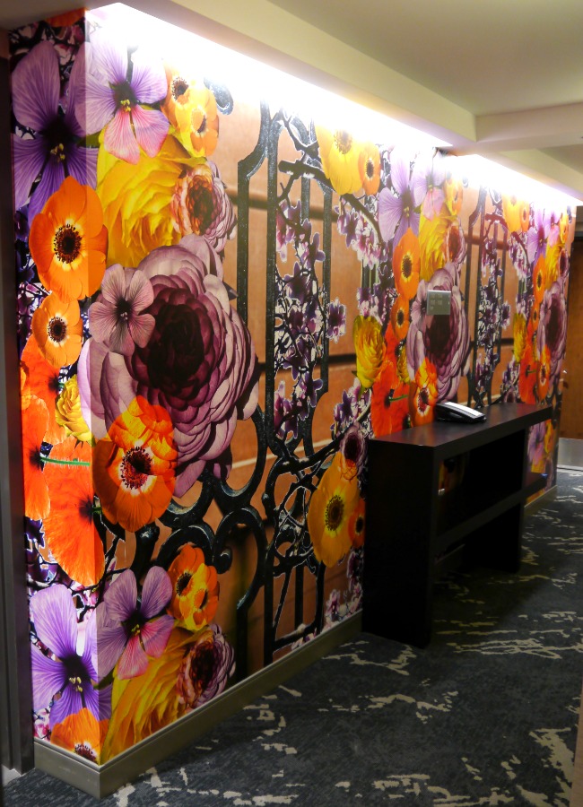 Cambria-Hallway-Floral-Wall Coverings