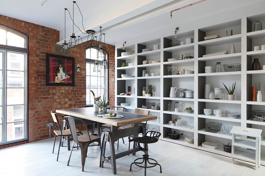 Fabulous dining room with industrial style and open shelves